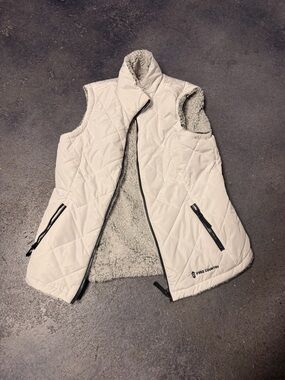 Free Country Cream Quilted Sherpa-Lined Vest